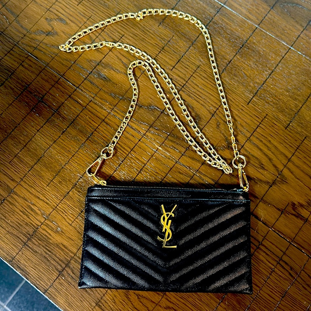 YSL Classic Monogram Wallet on Chain